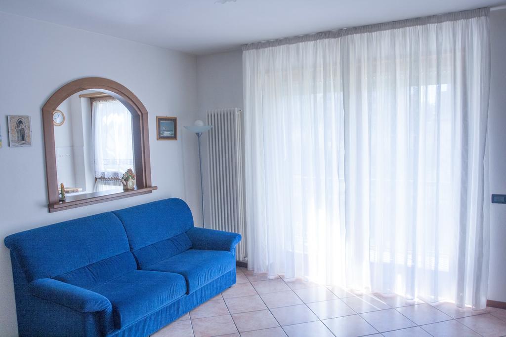 Appartamento Lombardi Riva del Garda Buitenkant foto
