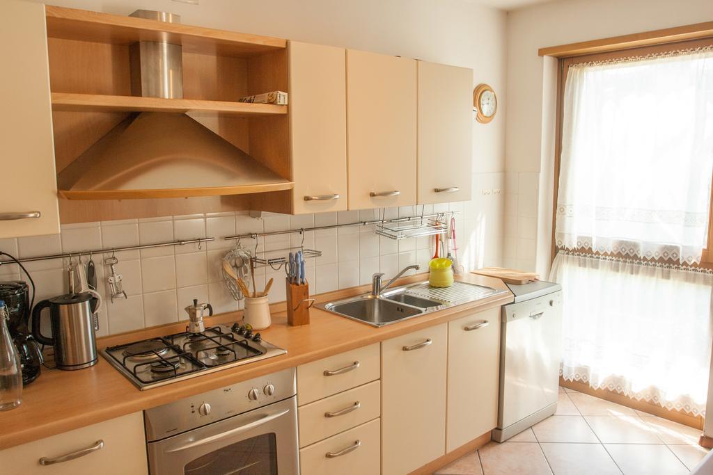 Appartamento Lombardi Riva del Garda Kamer foto